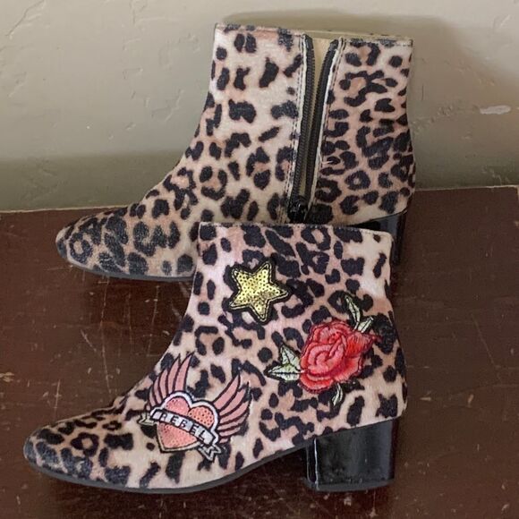 Girls The Children's Place Leopard Print Zip Up Booties Rose Rebel Heart Sz 13 - Picture 1 of 11